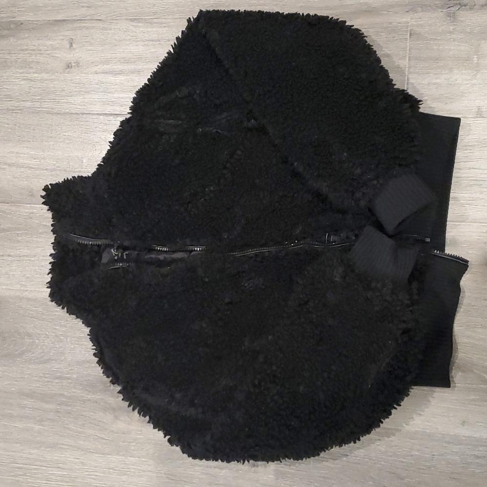 Women black fleece winter jacket, small